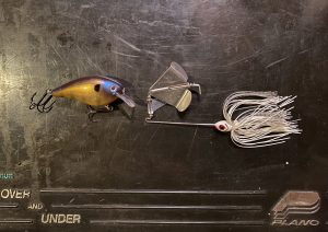 HUGE LOT OF 40 Vintage Beater Fishing Lures Crankbaits Topwaters