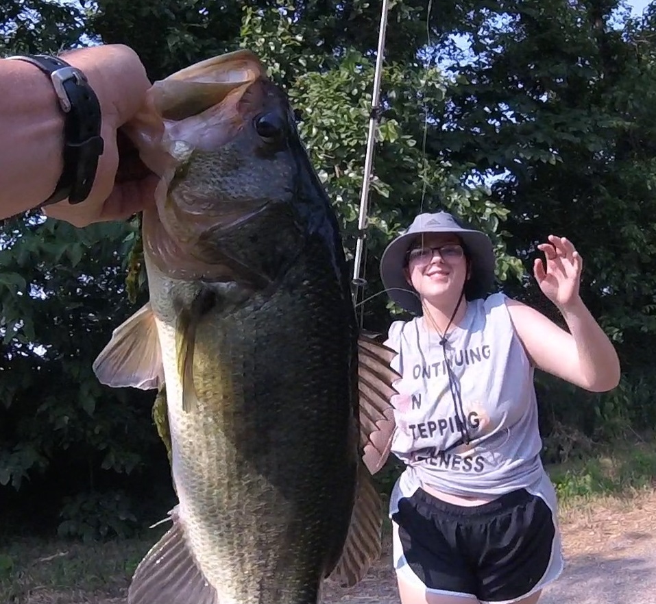 Hennepin Canal Family Fishing Report – Troy Jackson Outdoors